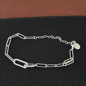 Elegant Silver Chain Bracelet